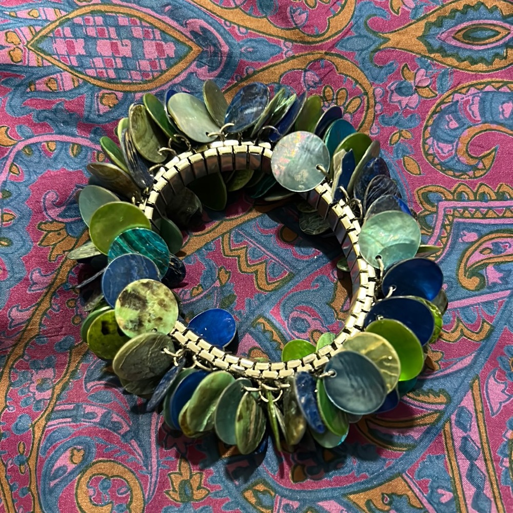 Blue and green discs